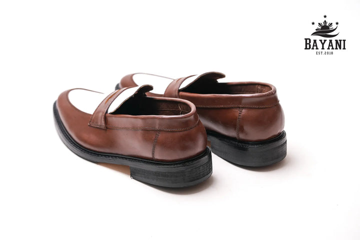 #color_walnut-brown-and-white