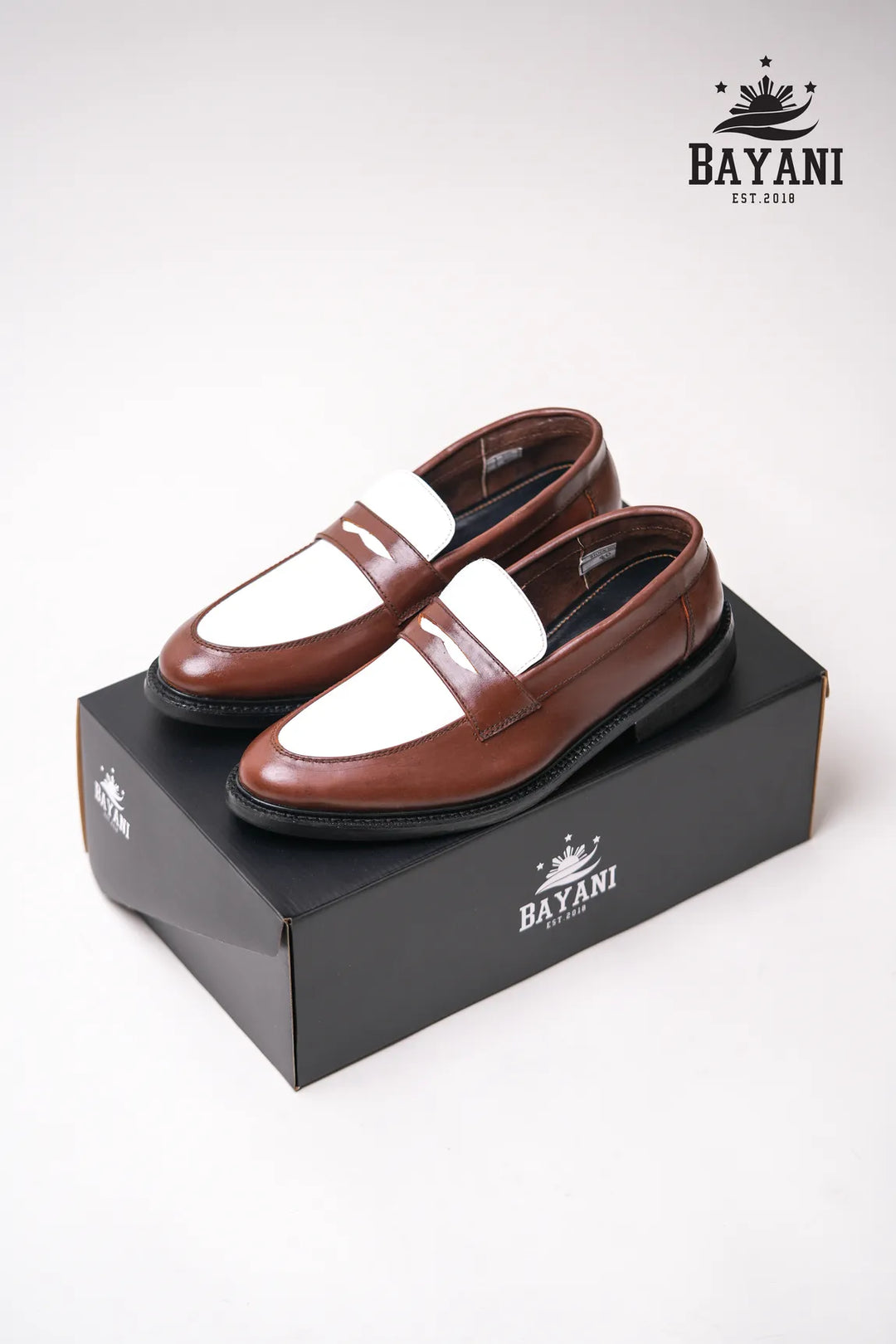 #color_walnut-brown-and-white